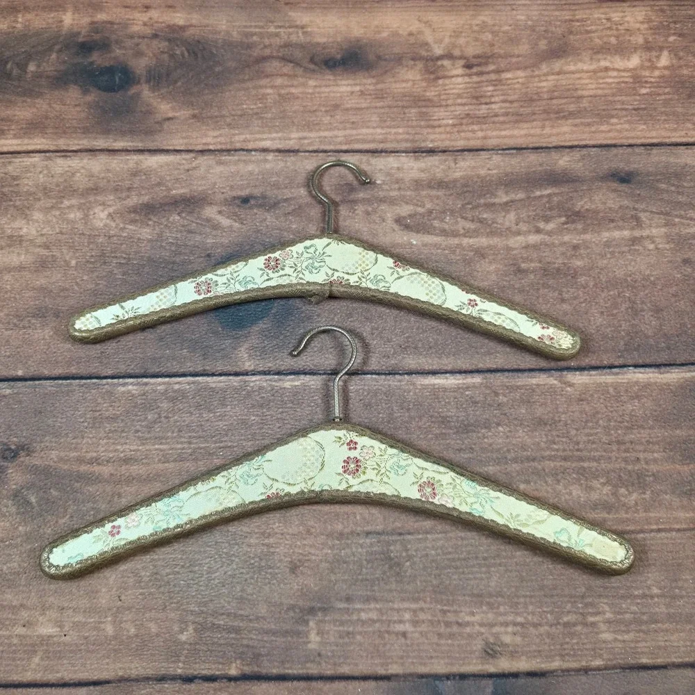 Vintage Padded Hangers OS Green Good Floral Brocade Set of 2 Gold Trim